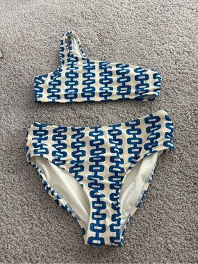 girls, blue and white swimsuit